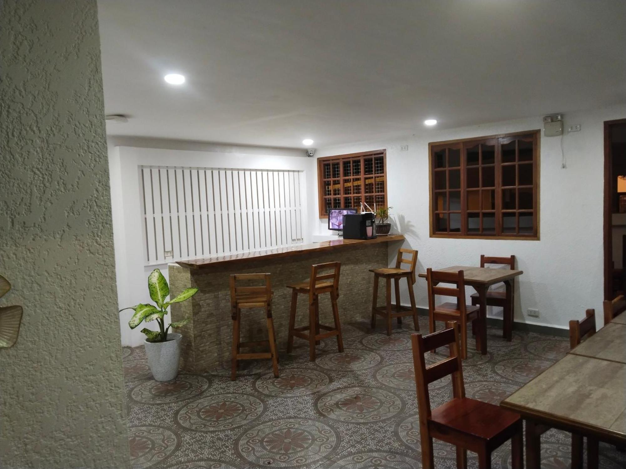 Alona Garden Suites Panglao Extérieur photo