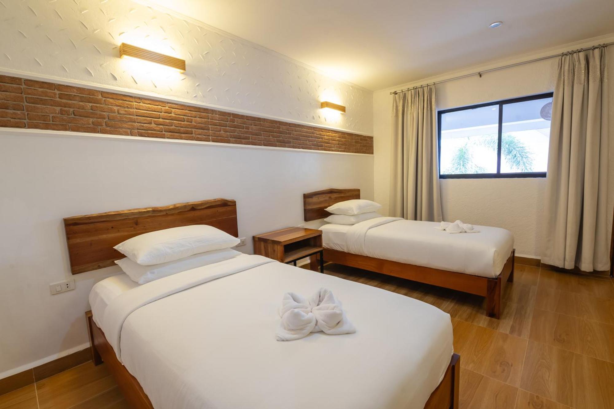 Alona Garden Suites Panglao Extérieur photo