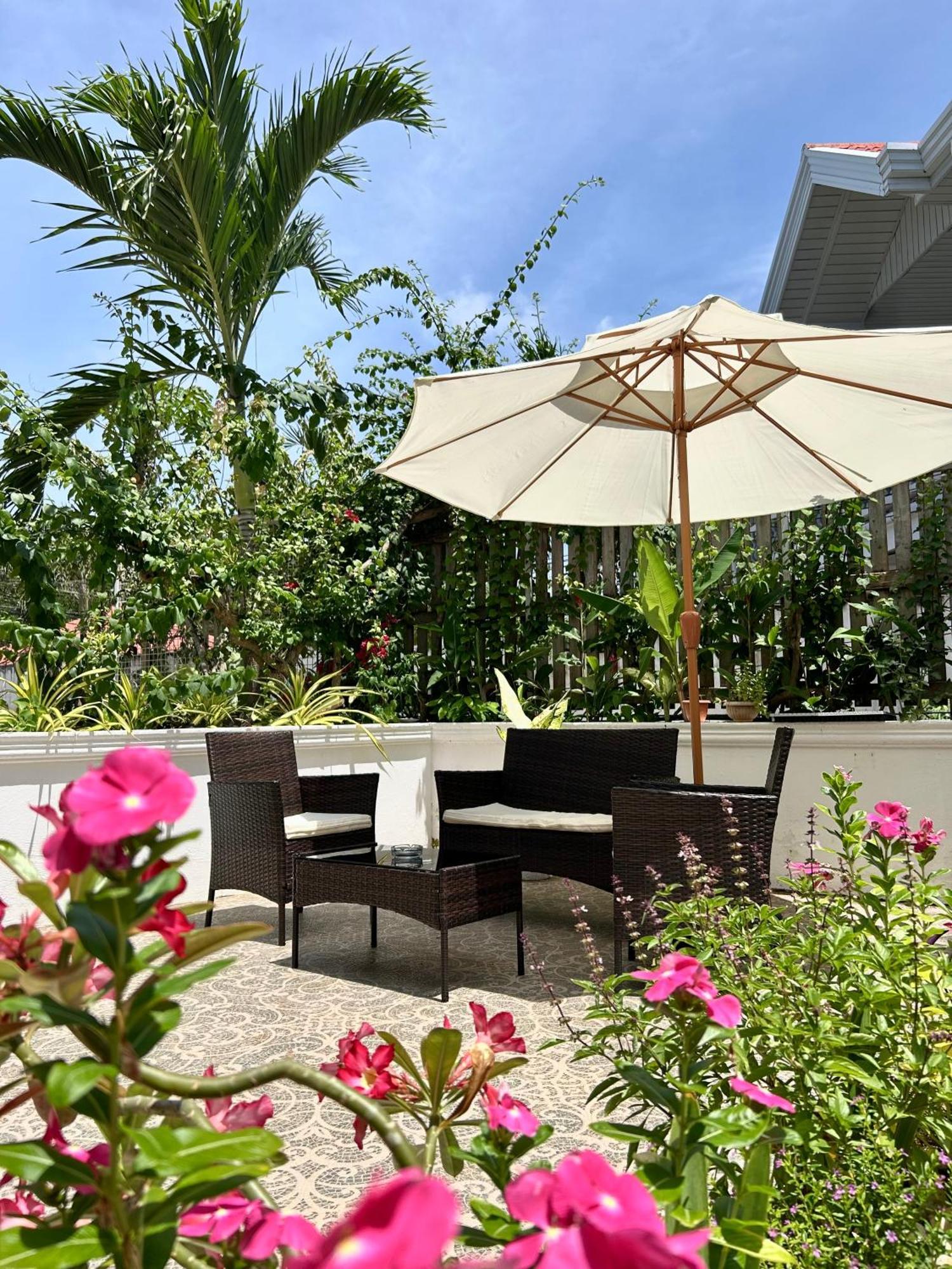 Alona Garden Suites Panglao Extérieur photo
